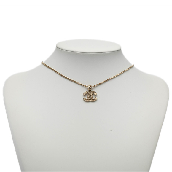 Pre-Loved Chanel Gold Plated CC Tweed Effect Pendant Necklace - Picture 5 of 5